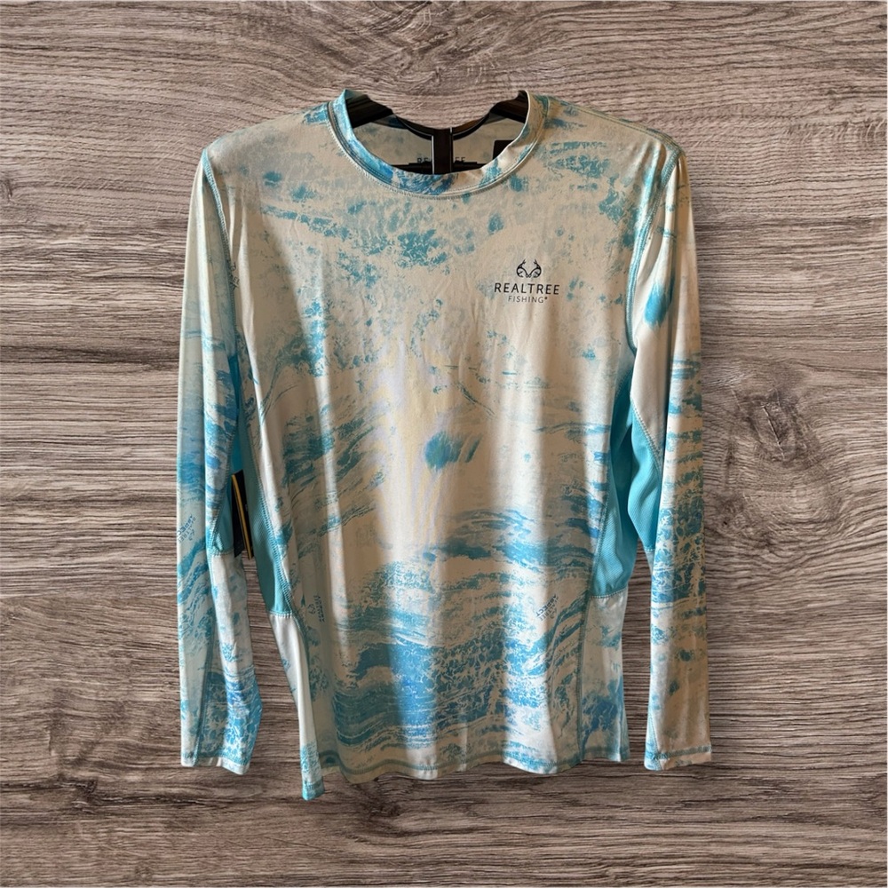 Realtree Men's Long Sleeve Reversible Crew Neck Fishing Tee Aspect Crystal Blue